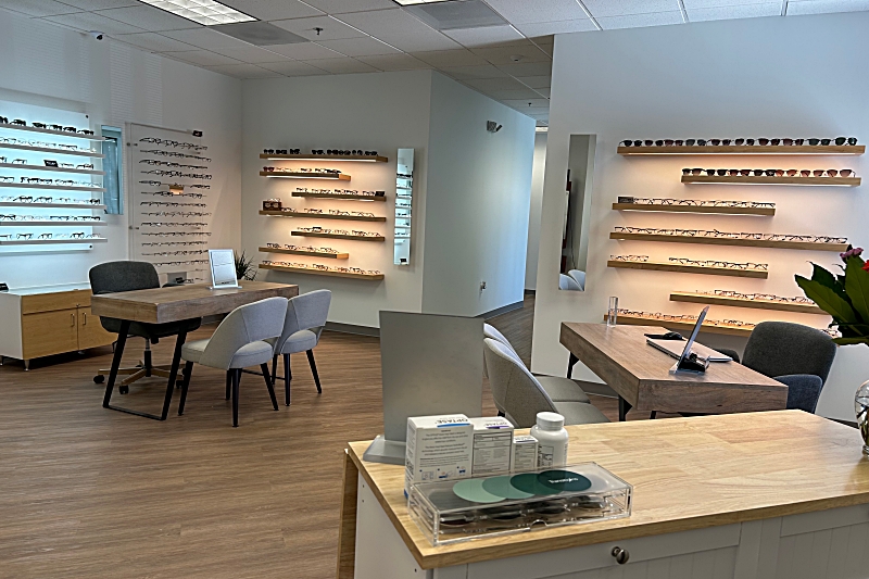 Photo of the optical department.